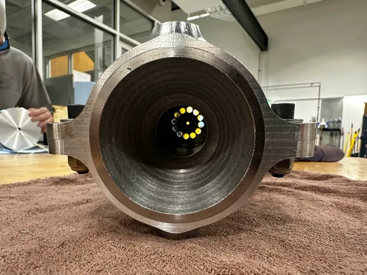 Chamber bore and injector orifices